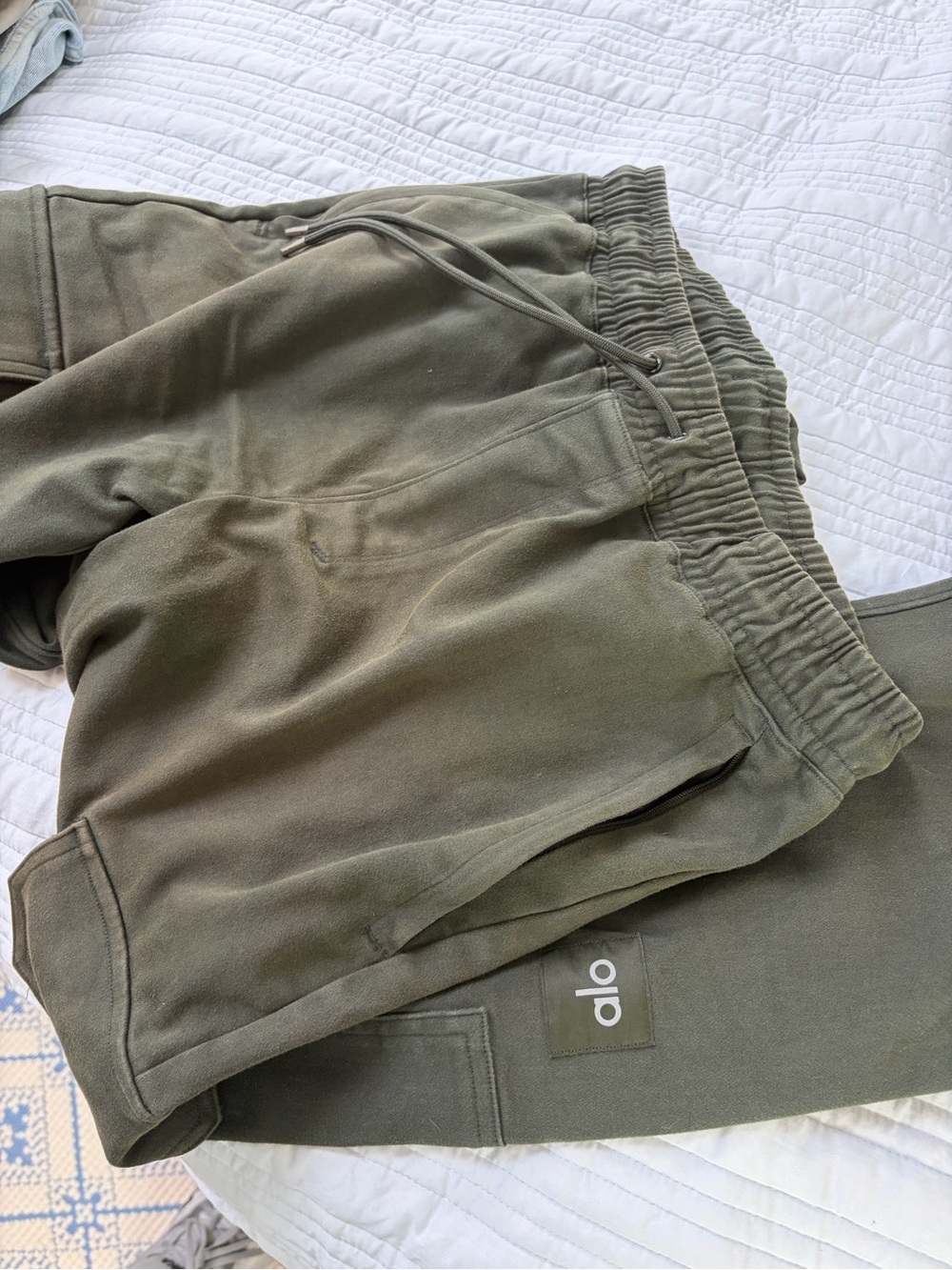 ALO Yoga Olive Green Men's Jogger Sweatpants